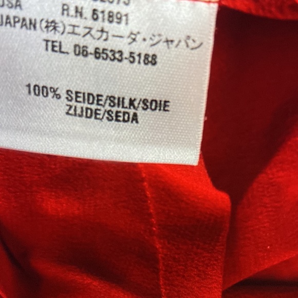 Escada Gorgeous Red 💯 Silk Logo Button Blouse - Picture 10 of 16